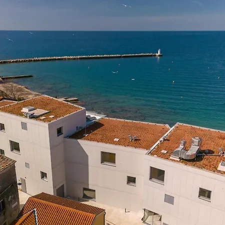 Blu Mare 4*